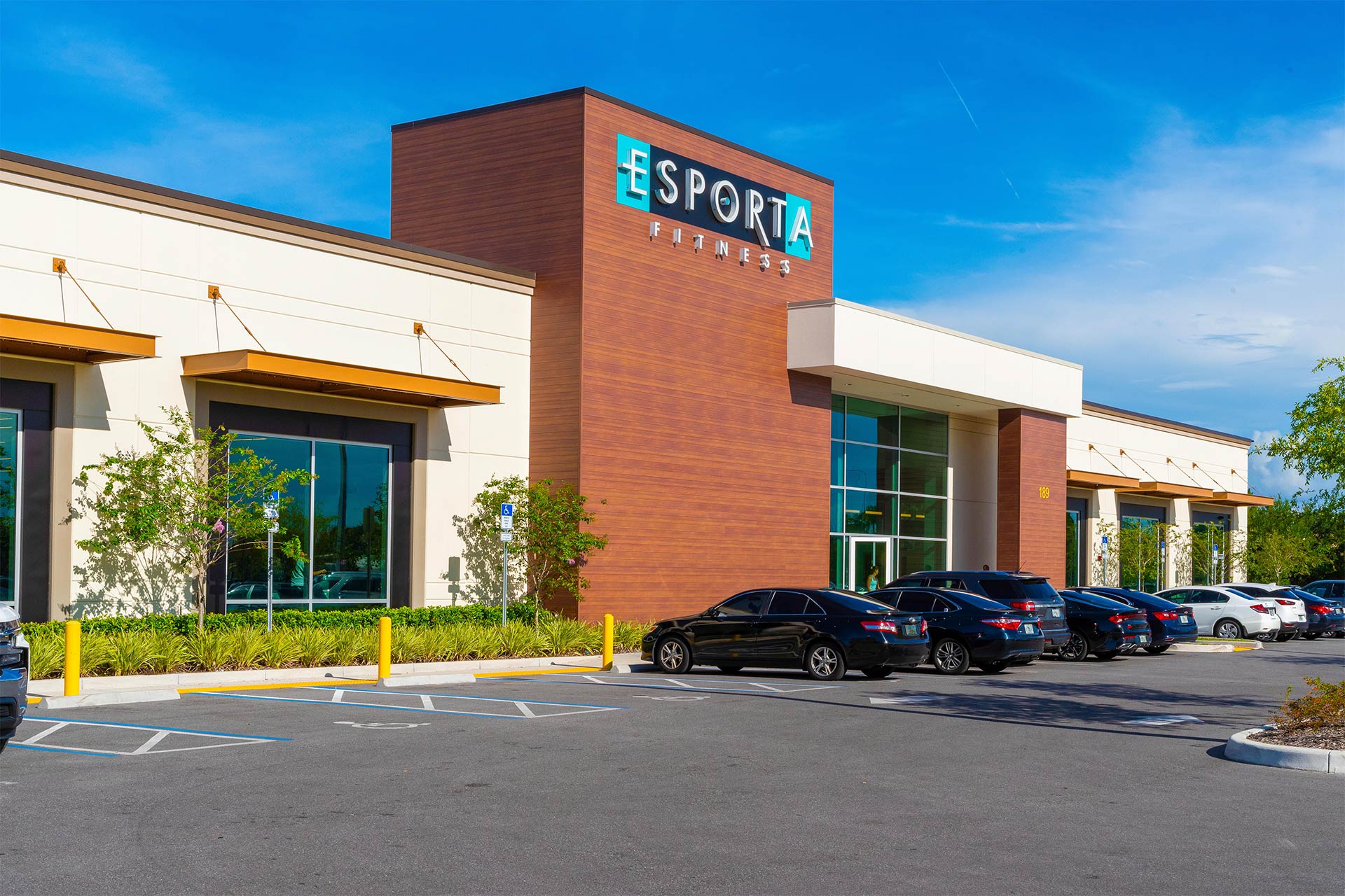 Esporta Fitness Orlando FL Featured Listing NNN Fitness